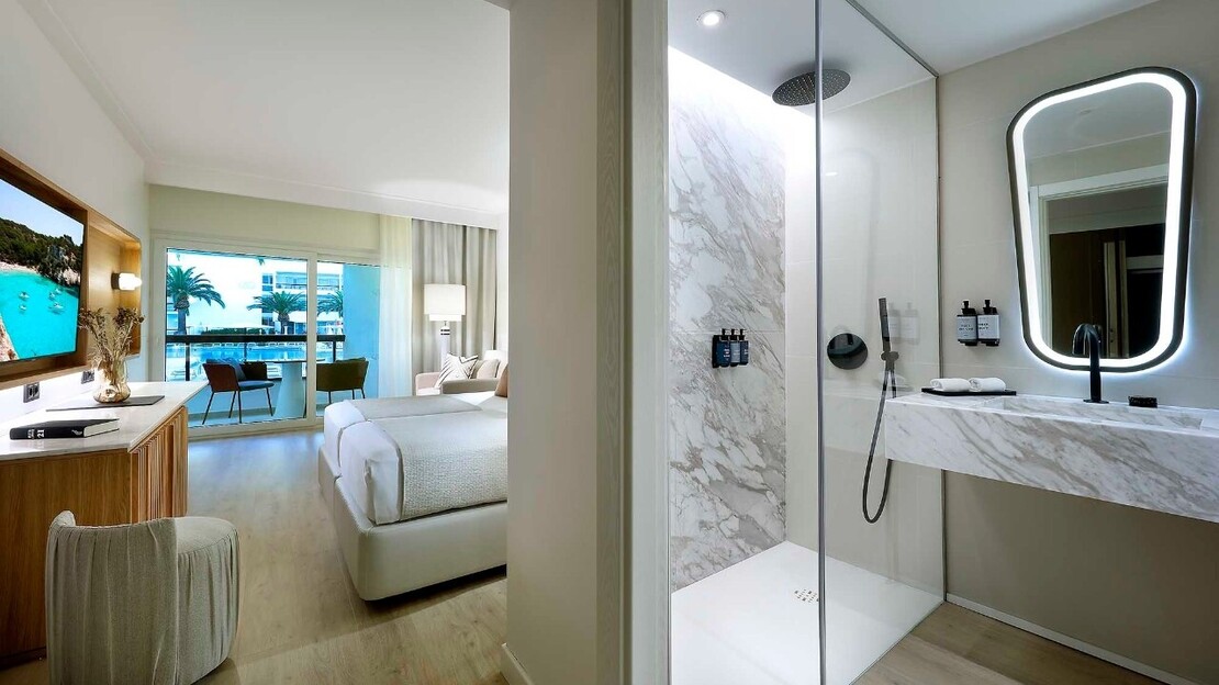 Grand Palladium Palace Ibiza Resort & Spa